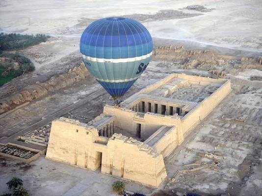 CAIRO LUXOR & HOT AIR BALLOON TRIP FROM HURGHADA